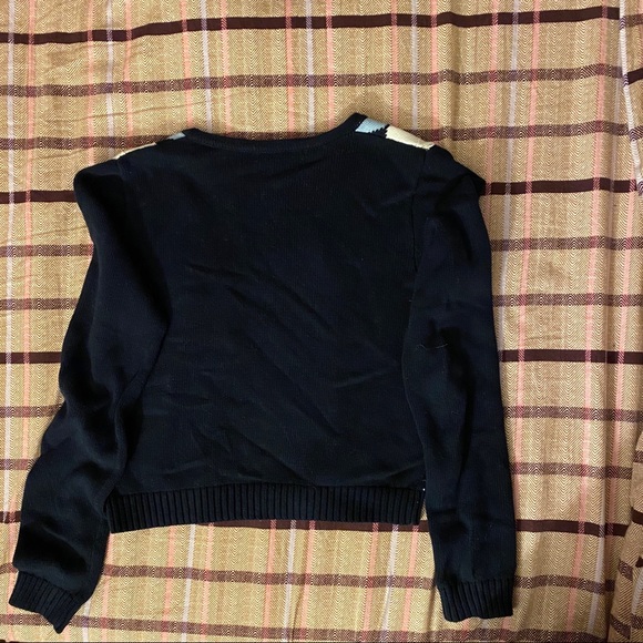 Brandy Melville Elizabeth sweater - Picture 5 of 5